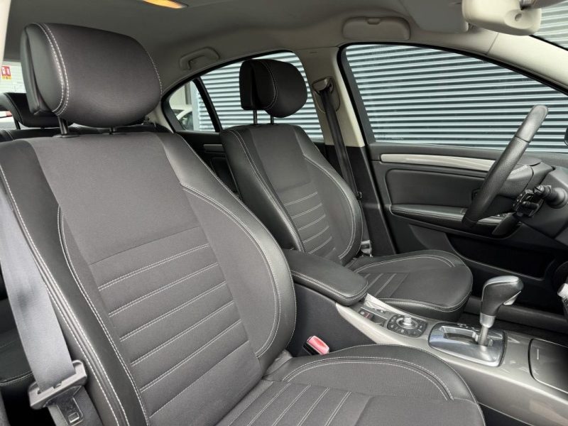 RENAULT LAGUNA III 2.0 dCi 175ch BVA 4 Control GT - Suivi d'Entretien