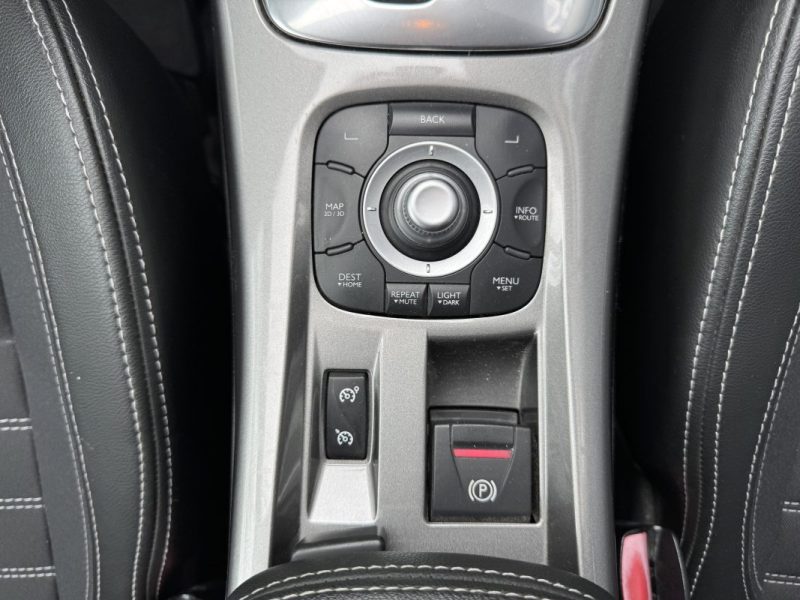 RENAULT LAGUNA III 2.0 dCi 175ch BVA 4 Control GT - Suivi d'Entretien