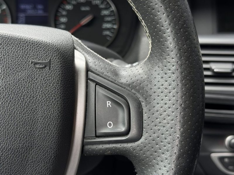 RENAULT LAGUNA III 2.0 dCi 175ch BVA 4 Control GT - Suivi d'Entretien