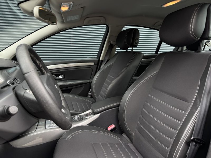 RENAULT LAGUNA III 2.0 dCi 175ch BVA 4 Control GT - Suivi d'Entretien