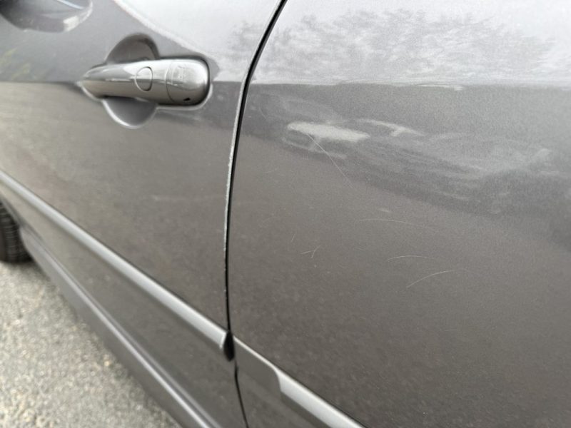 RENAULT LAGUNA III 2.0 dCi 175ch BVA 4 Control GT - Suivi d'Entretien