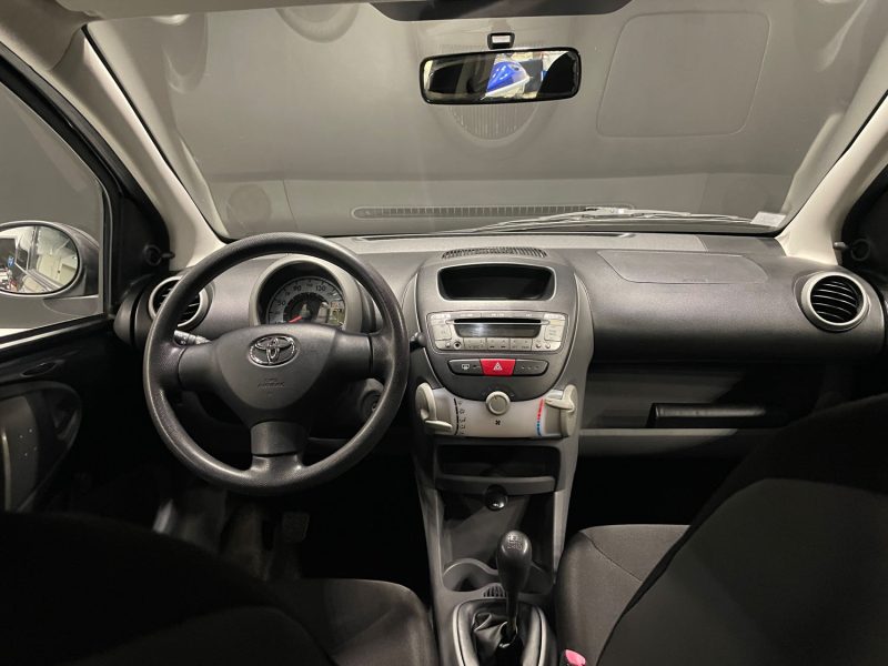 TOYOTA AYGO  2008