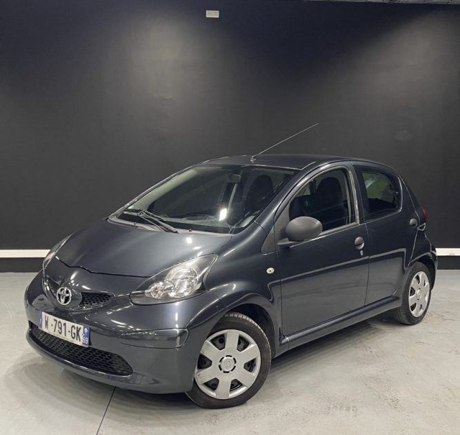 TOYOTA AYGO  2008