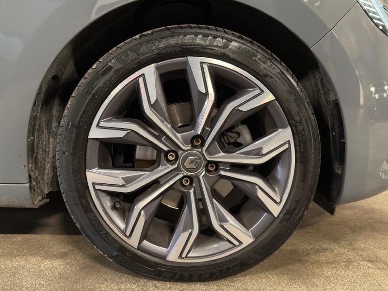 RENAULT CLIO 5 Intense Edition ONE 1.3 130ch - Sièges et volant chauffants - Beats - 87 000km