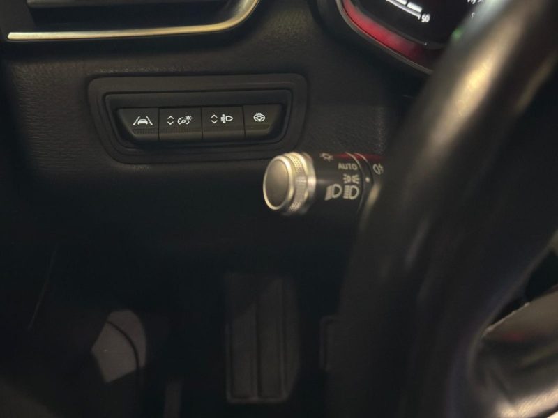 RENAULT CLIO 5 Intense Edition ONE 1.3 130ch - Sièges et volant chauffants - Beats - 87 000km