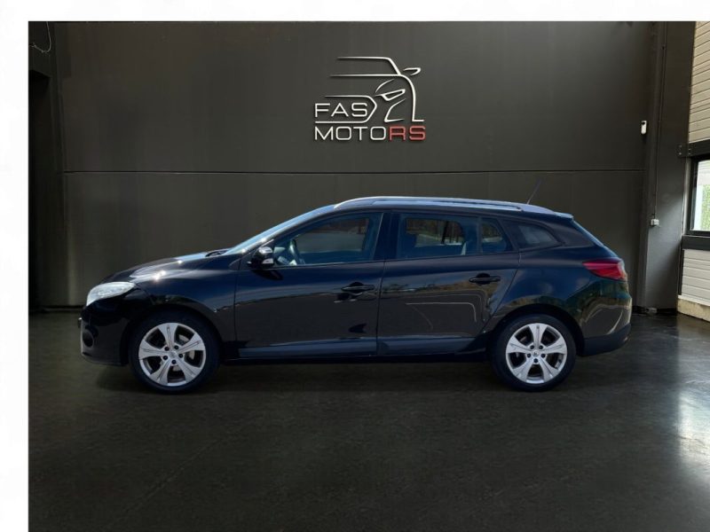 RENAULT MEGANE III ESTATE 1.5 DCI 110 FAP DYNAMIQUE EURO5 - GARANTIE 12 MOIS