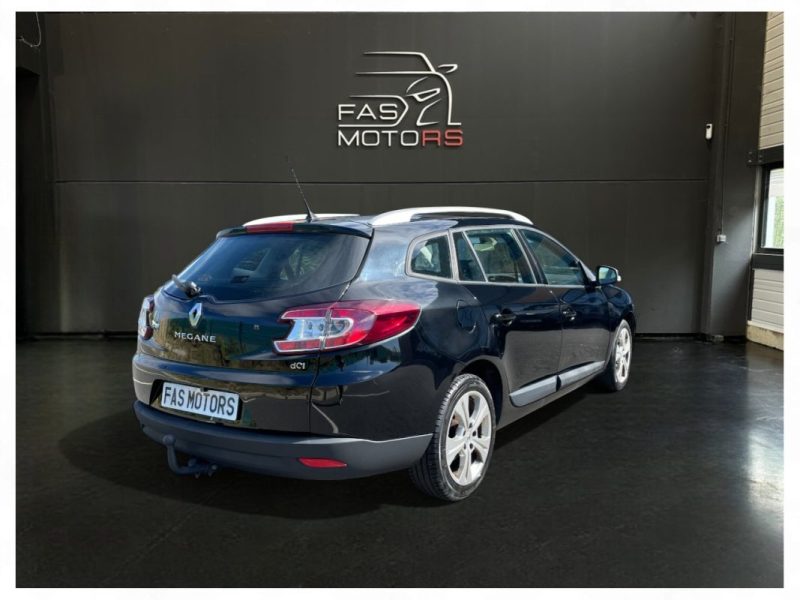 RENAULT MEGANE III ESTATE 1.5 DCI 110 FAP DYNAMIQUE EURO5 - GARANTIE 12 MOIS