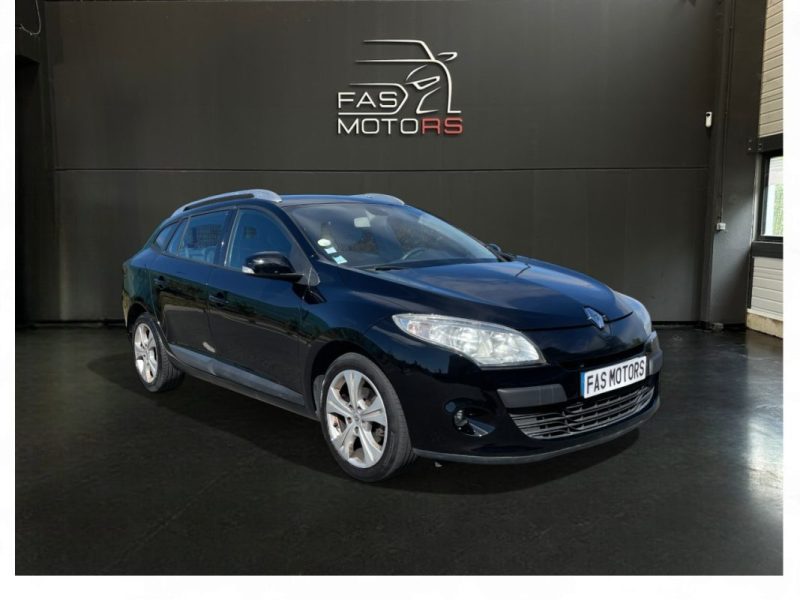 RENAULT MEGANE III ESTATE 1.5 DCI 110 FAP DYNAMIQUE EURO5 - GARANTIE 12 MOIS