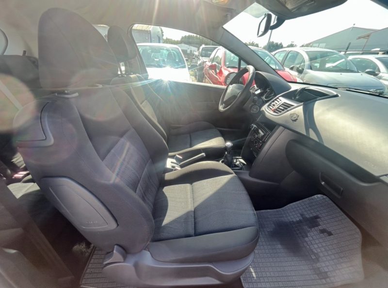 PEUGEOT  207 2008