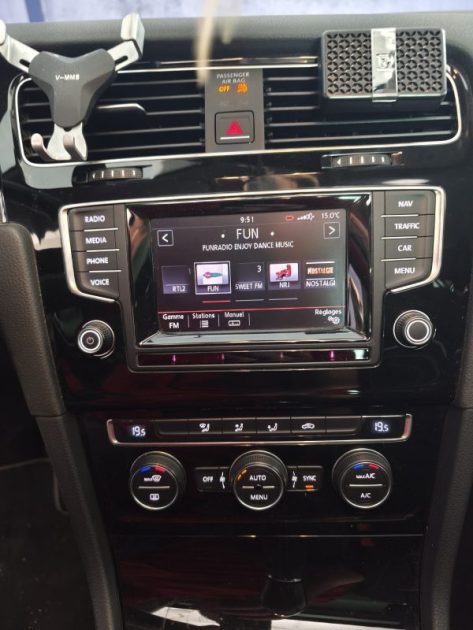 VOLKSWAGEN VOLKSWAGEN GOLF 1.2 TSI 105 Cv BLUEMOTION FINITION CUP - CLIMATISATION - RÉGULATEUR - GPS - RADAR AVANT ET ARRIERE   2014