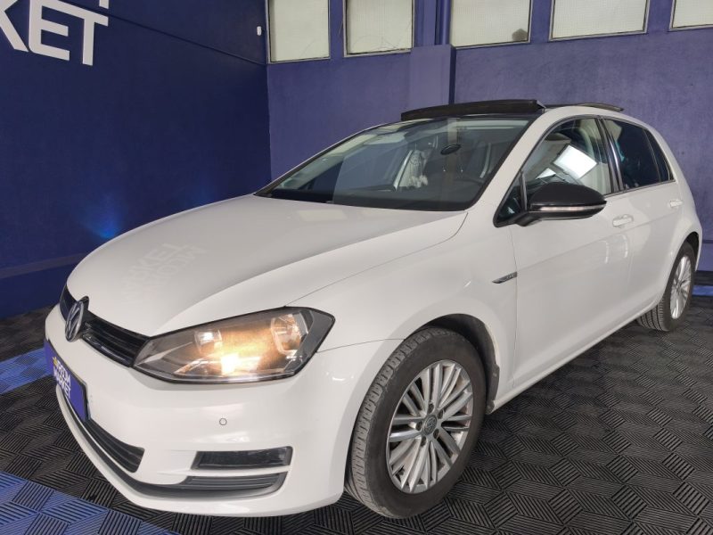 VOLKSWAGEN VOLKSWAGEN GOLF 1.2 TSI 105 Cv BLUEMOTION FINITION CUP - CLIMATISATION - RÉGULATEUR - GPS - RADAR AVANT ET ARRIERE   2014