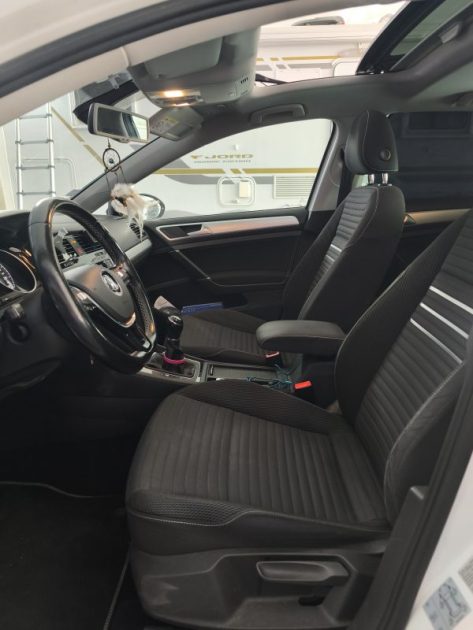 VOLKSWAGEN VOLKSWAGEN GOLF 1.2 TSI 105 Cv BLUEMOTION FINITION CUP - CLIMATISATION - RÉGULATEUR - GPS - RADAR AVANT ET ARRIERE   2014