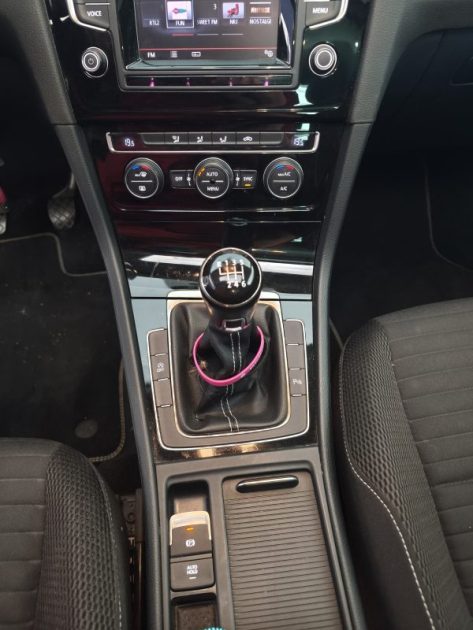 VOLKSWAGEN VOLKSWAGEN GOLF 1.2 TSI 105 Cv BLUEMOTION FINITION CUP - CLIMATISATION - RÉGULATEUR - GPS - RADAR AVANT ET ARRIERE   2014