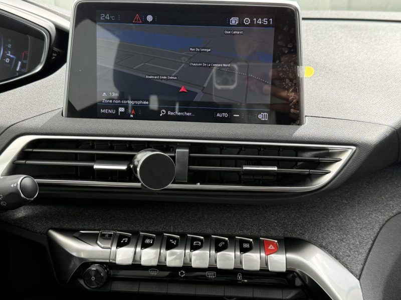 PEUGEOT 3008 1.5 BlueHDi 130 CV ALLURE BUSINESS EAT8 / ATTELAGE / ORIGINE FRANCE