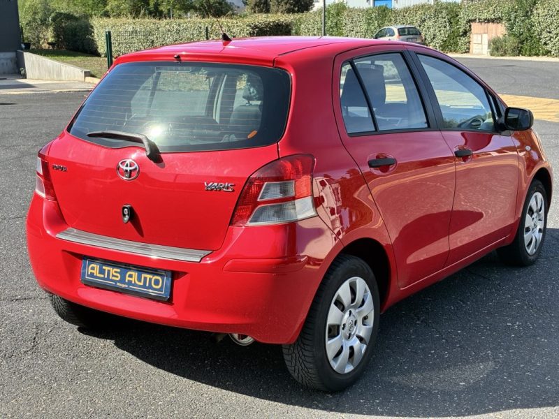 TOYOTA YARIS 1.0 - 69 VVT-i Confort Pack / ENTRETIEN TOYOTA