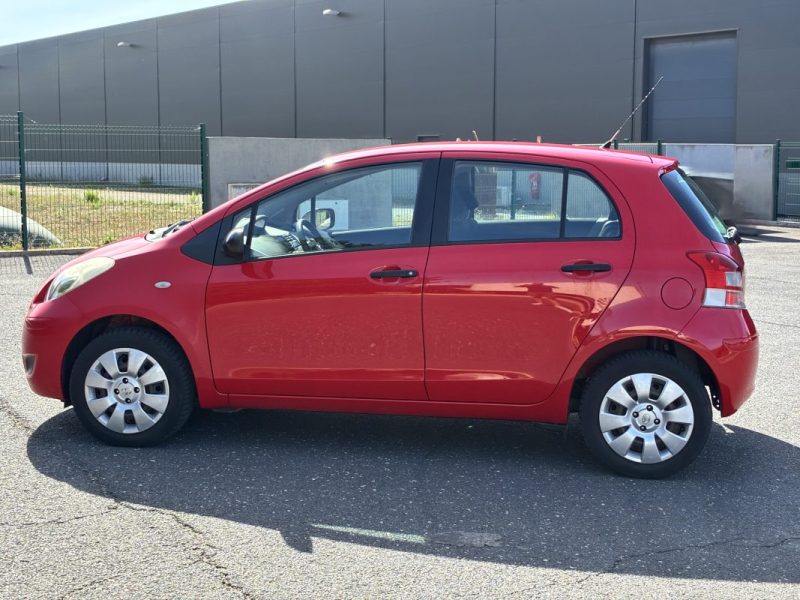 TOYOTA YARIS 1.0 - 69 VVT-i Confort Pack / ENTRETIEN TOYOTA