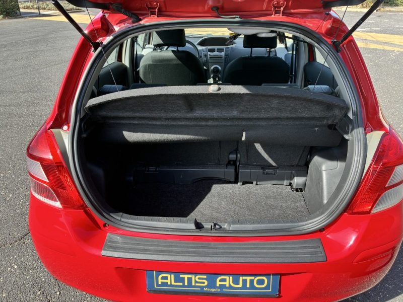 TOYOTA YARIS 1.0 - 69 VVT-i Confort Pack / ENTRETIEN TOYOTA