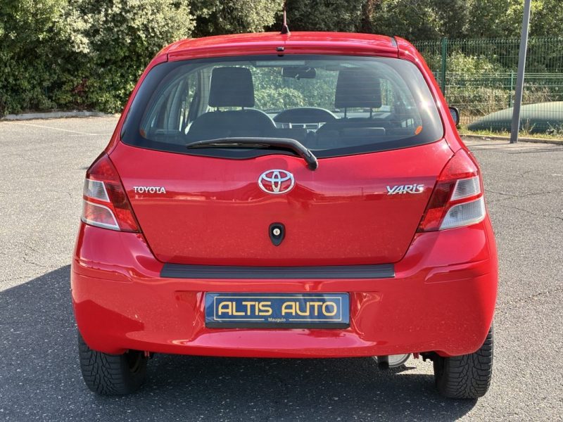 TOYOTA YARIS 1.0 - 69 VVT-i Confort Pack / ENTRETIEN TOYOTA