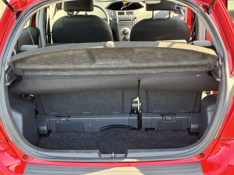 TOYOTA YARIS 1.0 - 69 VVT-i Confort Pack / ENTRETIEN TOYOTA