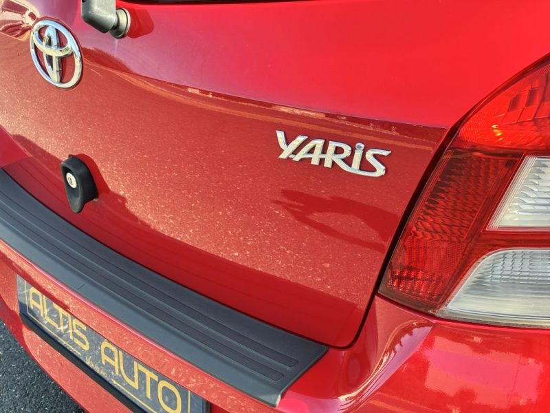 TOYOTA YARIS 1.0 - 69 VVT-i Confort Pack / ENTRETIEN TOYOTA