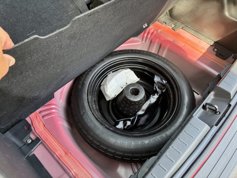 TOYOTA YARIS 1.0 - 69 VVT-i Confort Pack / ENTRETIEN TOYOTA