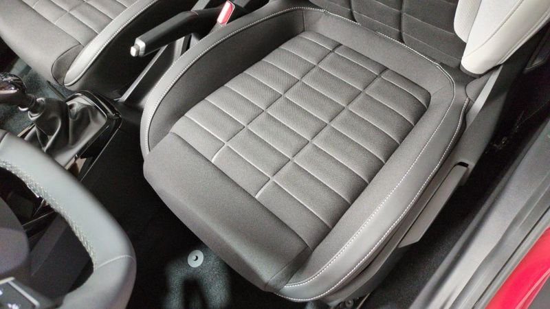 Citroën C3 nouvelle Turbo 100 ch bvm6 max + Pack Hiver