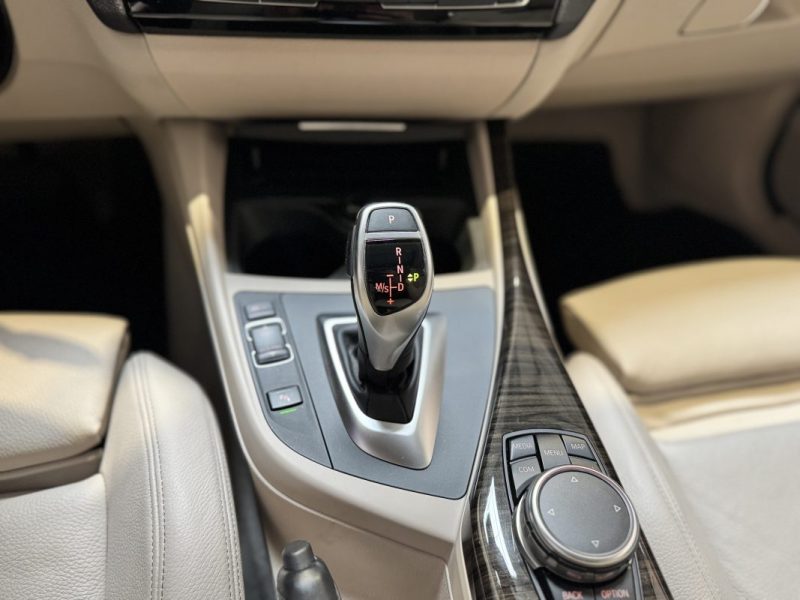 BMW SERIE 2 230iA 252ch B48 LUXURY- SUIVI D'ENTRETIEN COMPLET