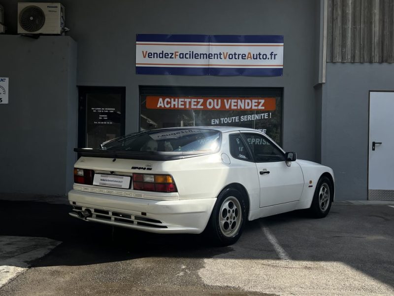 PORSCHE 944 1986
