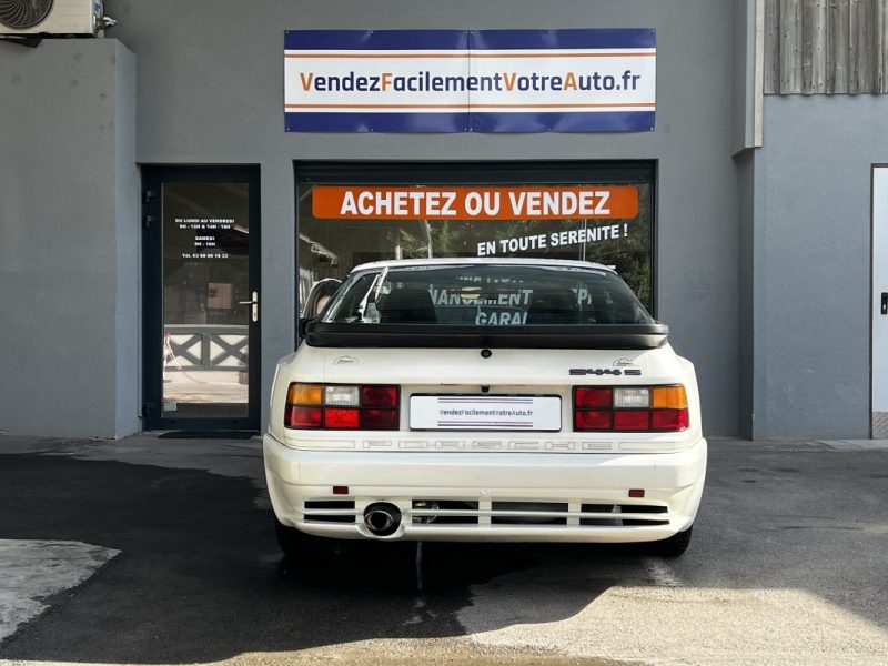 PORSCHE 944 1986