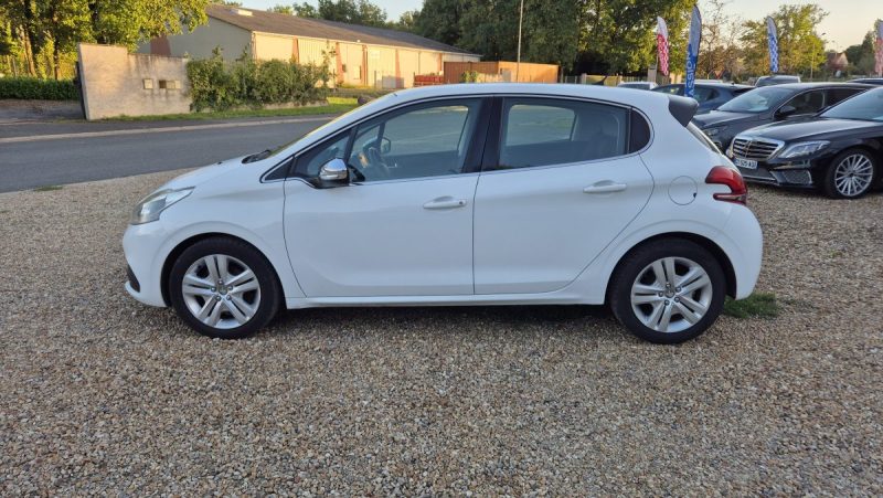 PEUGEOT 208 1.6 BlueHDi 75ch Allure Business S&S 5p