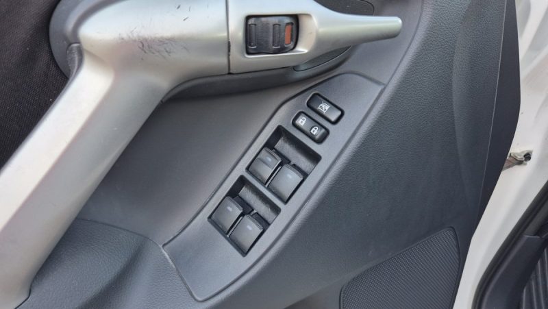 TOYOTA VERSO 126 D-4D FAP  SkyView 5 places