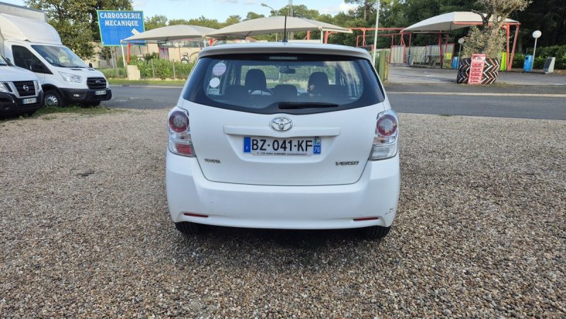 TOYOTA VERSO 126 D-4D FAP  SkyView 5 places