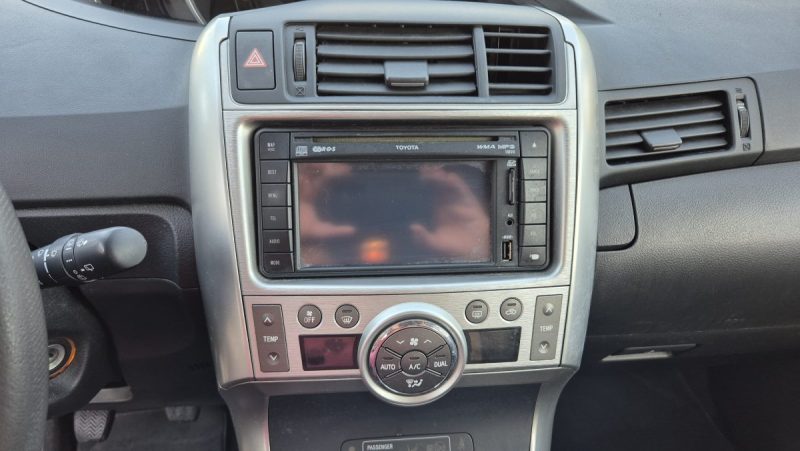 TOYOTA VERSO 126 D-4D FAP  SkyView 5 places