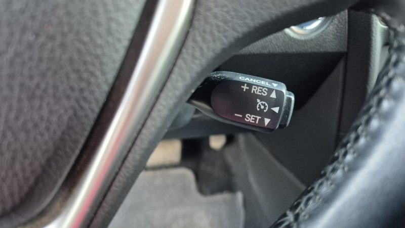 TOYOTA AURIS TOURING SPORT HSD 136h Style