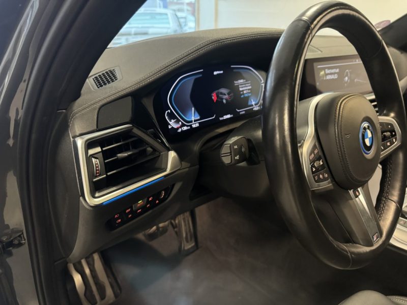 BMW 330E XDRIVE 2021