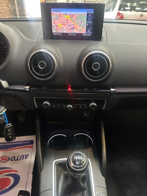 AUDI A3 Berline 1.6 TDI 105ch Ambition 2013