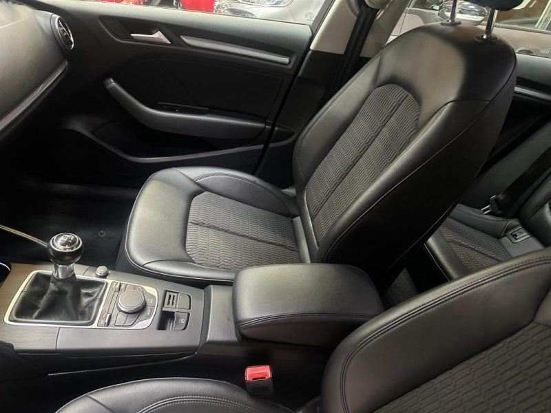 AUDI A3 Berline 1.6 TDI 105ch Ambition 2013