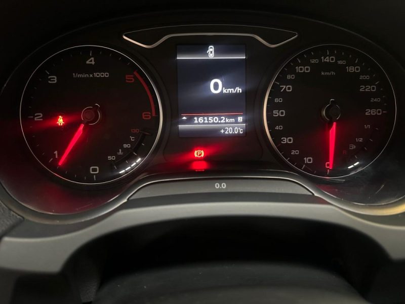 AUDI A3 Berline 1.6 TDI 105ch Ambition 2013