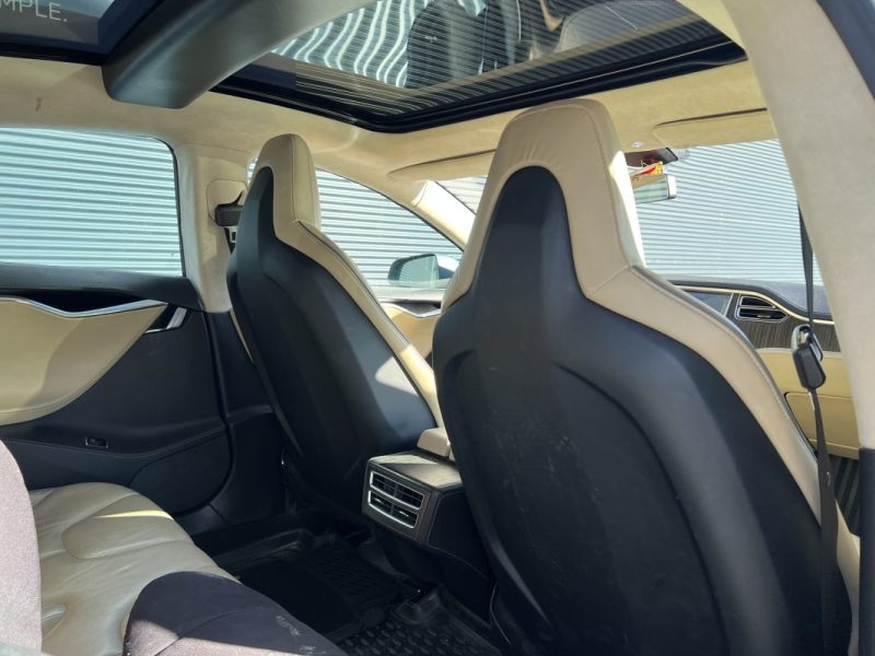 TESLA MODEL S P85 / RECHARGE GRATUITE A VIE