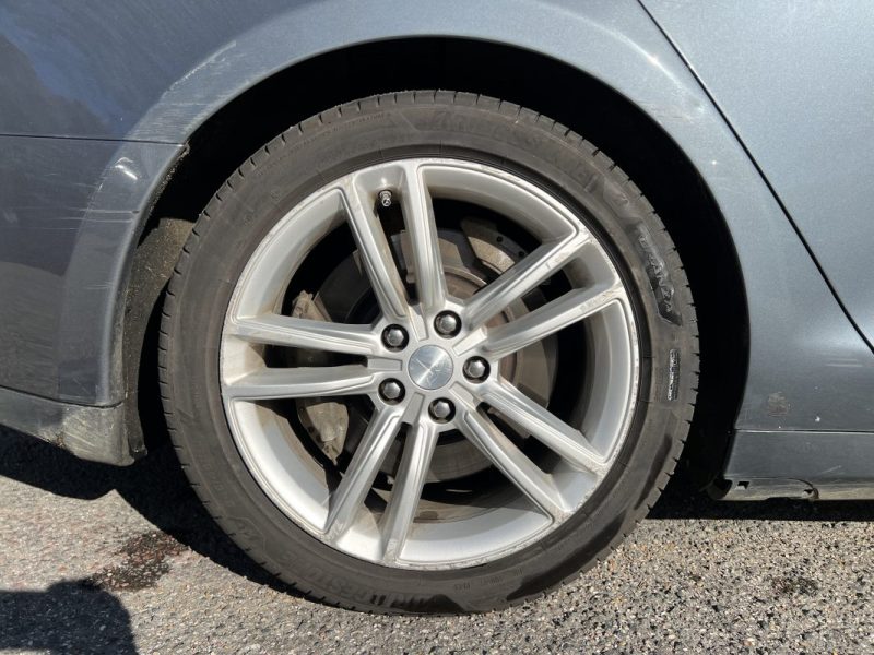 TESLA MODEL S P85 / RECHARGE GRATUITE A VIE