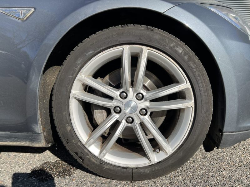 TESLA MODEL S P85 / RECHARGE GRATUITE A VIE