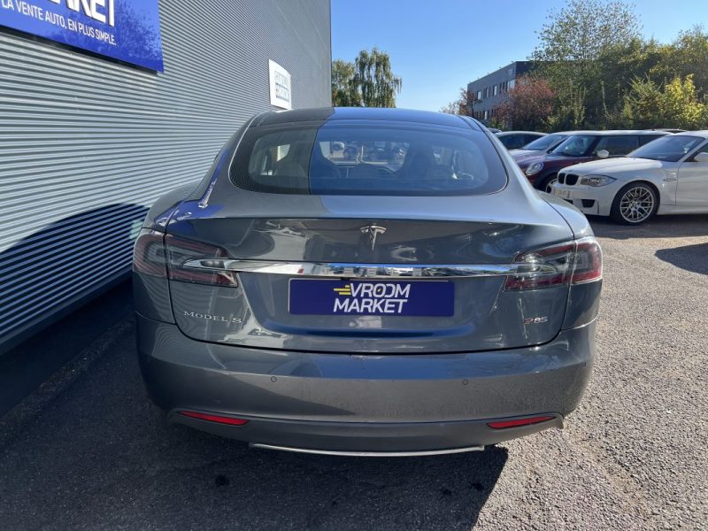 TESLA MODEL S P85 / RECHARGE GRATUITE A VIE