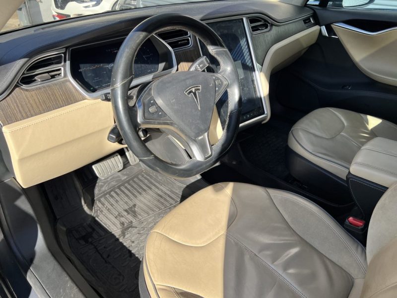 TESLA MODEL S P85 / RECHARGE GRATUITE A VIE