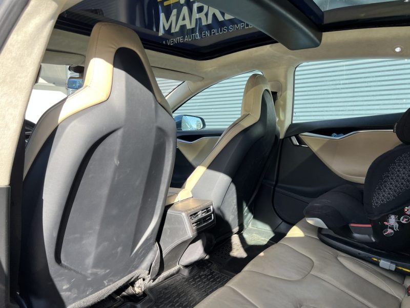TESLA MODEL S P85 / RECHARGE GRATUITE A VIE