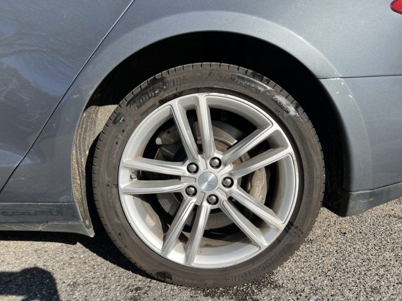 TESLA MODEL S P85 / RECHARGE GRATUITE A VIE