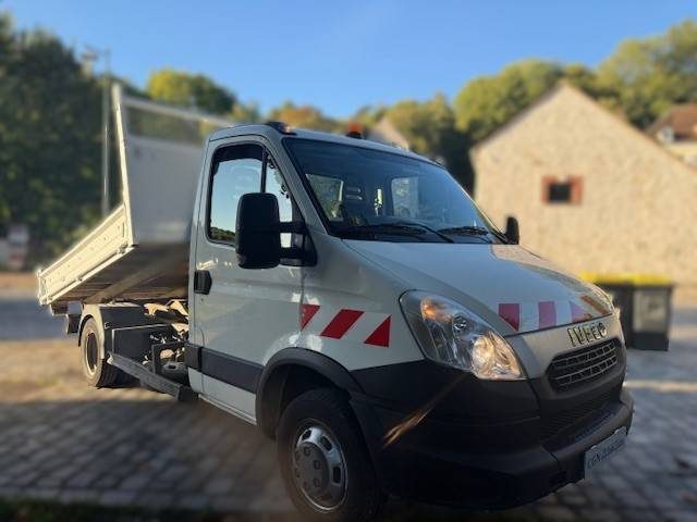 IVECO 35C11 2012