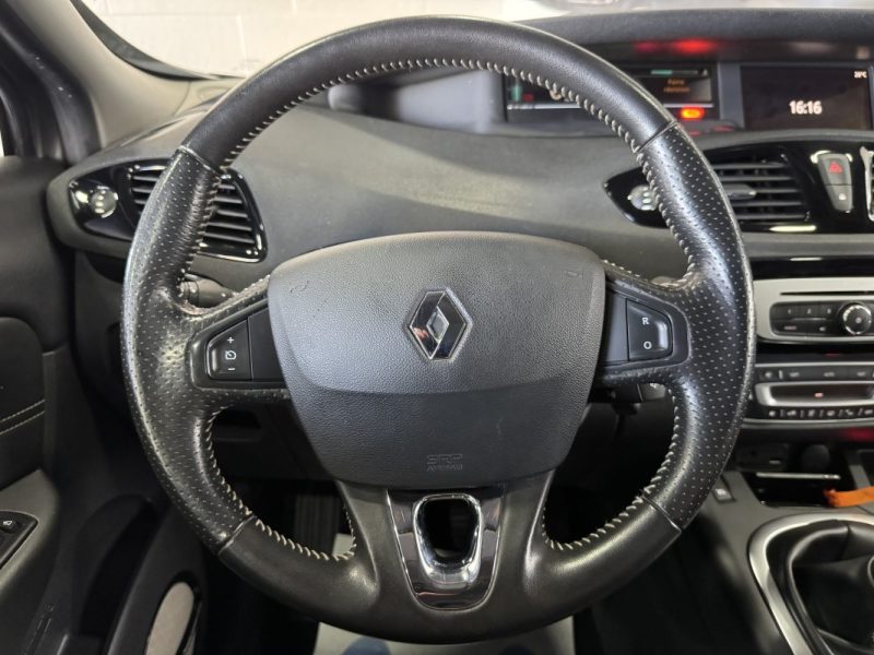 RENAULT MEGANE SCENIC 1.6 dCi 130ch  5 places 2015