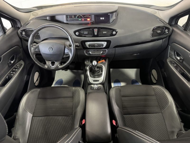 RENAULT MEGANE SCENIC 1.6 dCi 130ch  5 places 2015