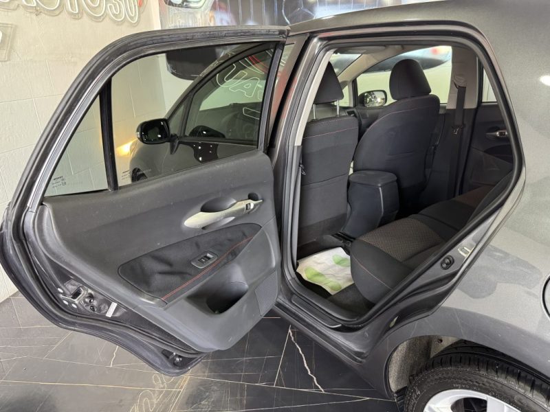 TOYOTA AURIS 2011 126 D-4D Lounge 5p