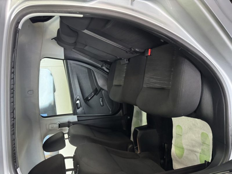 PEUGEOT 208 2012 1.4 HDi Allure